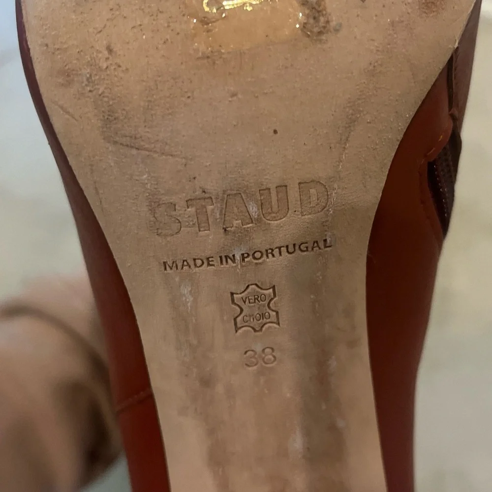 STAUD Brown Leather Boots
With dust bag - Picture 6 of 8